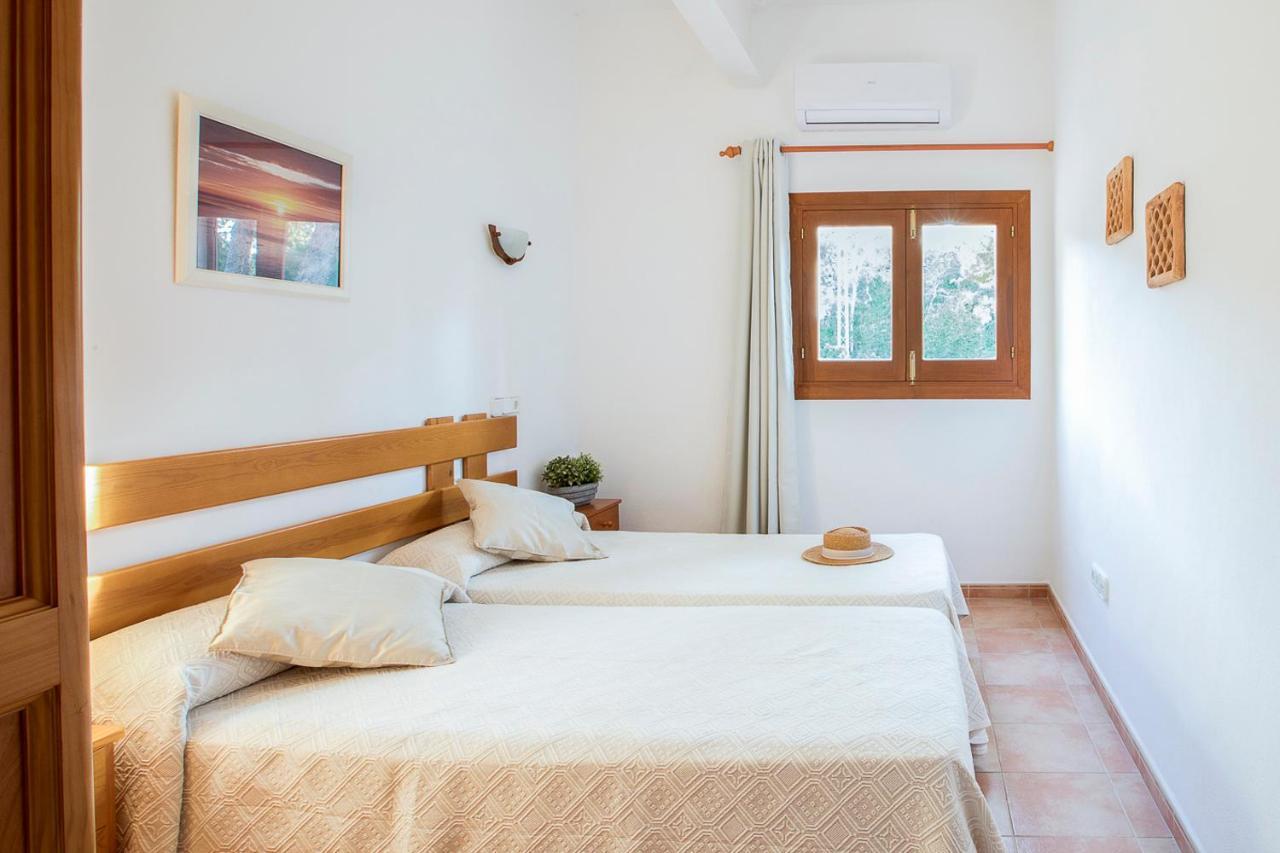 Apartamentos Molina 9-10-11 Es Calo  Eksteriør billede