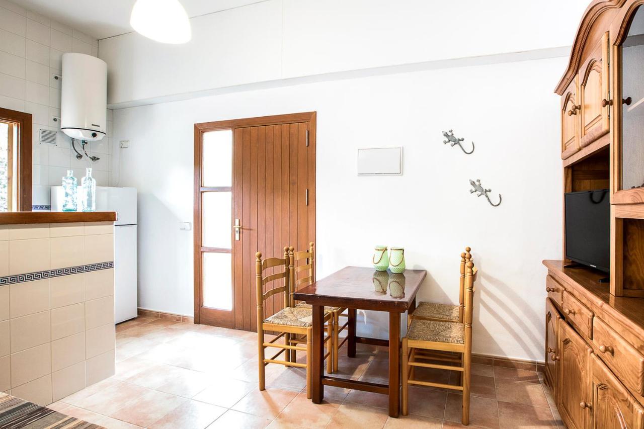 Apartamentos Molina 9-10-11 Es Calo  Eksteriør billede